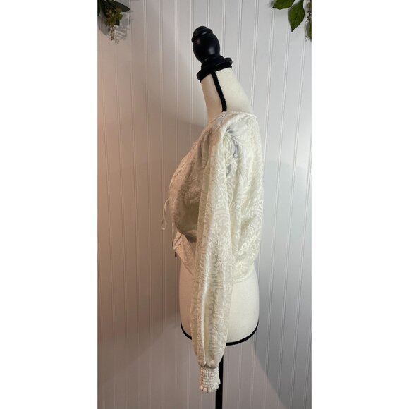 Studio F Ivory Lace Long Sleeve Tie Front Blouse With Embroidered Details Size M - Picture 3 of 16